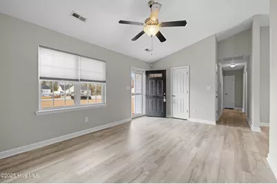 322 Reid Court N, Jacksonville, NC 28540 - Photo 9