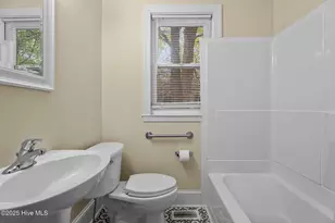 102 S Pineview Ave, Goldsboro, NC 27530 - Photo 11