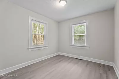 102 S Pineview Avenue, Goldsboro, NC 27530 - Photo 23
