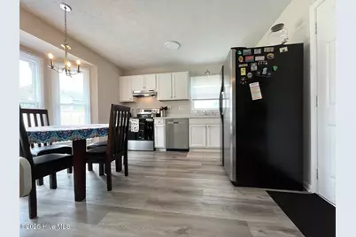 5721 Randleman Street, Fayetteville, NC 28304 - Photo 9