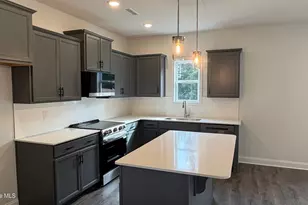 648 Springtooth Dr, Zebulon, NC 27597 - Photo 5
