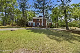 1205 Rollins Ave, Hamlet, NC 28345 - Photo 1