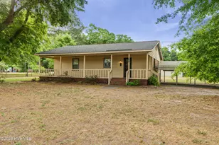 109 Kelley Ln, Hamlet, NC 28345 - Photo 1