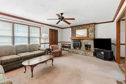 109 Kelley Lane, Hamlet, NC 28345 - Photo 5
