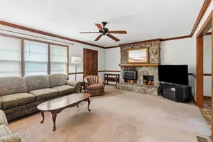 109 Kelley Ln, Hamlet, NC 28345 - Photo 5