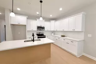 3705 Huntcliff Dr, La Grange, NC 28551 - Photo 3