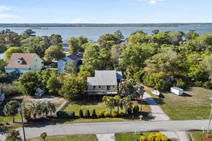 7028 Archers Creek Dr S, Emerald Isle, NC 28594 - Photo 51