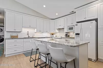 7028 Archers Creek Drive S, Emerald Isle, NC 28594 - Photo 25