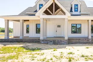 170 Lake Point Ln, Clinton, NC 28328 - Photo 3