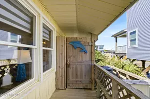 2915 E Beach Dr, Oak Island, NC 28465 - Photo 35