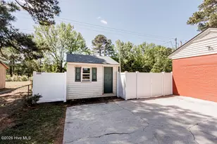 3313 Amherst Rd, Rocky Mount, NC 27804 - Photo 7