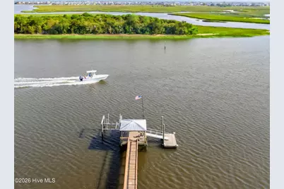 404 Shoreline Drive E, Sunset Beach, NC 28468 - Photo 5