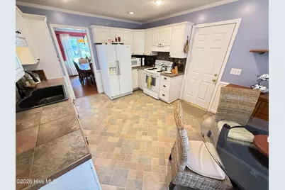 103 Ridgecrest Drive, Mount Olive, NC 28365 - Photo 5