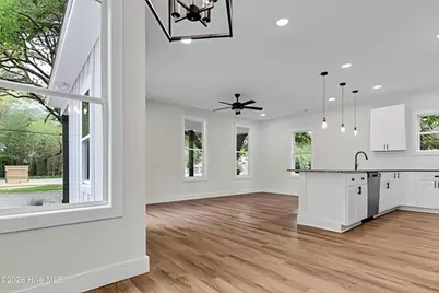 1025 S 41st Street, Wilmington, NC 28403 - Photo 9