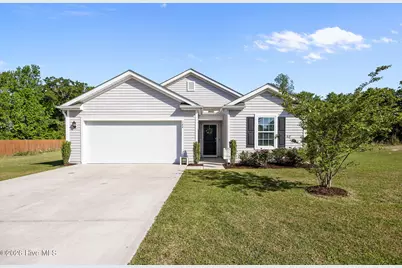 144 Bur Oaks Boulevard, Newport, NC 28570 - Photo 1