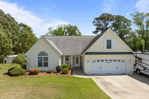 116 Bur Oaks Blvd, Newport, NC 28570 - Photo 1
