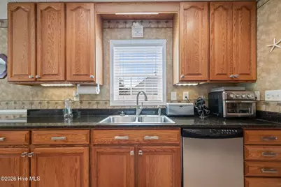 116 Bur Oaks Boulevard, Newport, NC 28570 - Photo 31