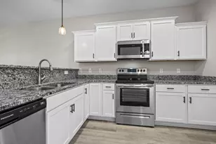 6 Outrigger Dr, Swansboro, NC 28584 - Photo 9