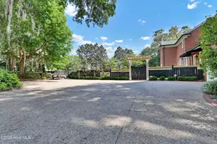 1411 Live Oak Pkwy, Wilmington, NC 28403 - Photo 47
