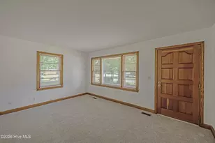 610 W Church St, Beulaville, NC 28518 - Photo 9