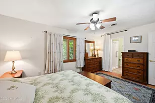 227 E 11th St, Southport, NC 28461 - Photo 19