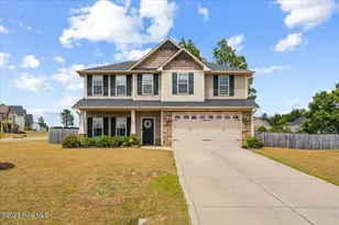 1024 Hydrangea Dr, Aberdeen, NC 28315 - Photo 1