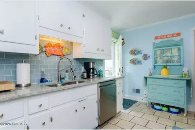 2 W Henderson Street, Wrightsville Beach, NC 28480 - Photo 7
