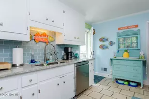 2 W Henderson St, Wrightsville Beach, NC 28480 - Photo 7