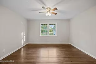 113 Stuart Ave, Lake Waccamaw, NC 28450 - Photo 27
