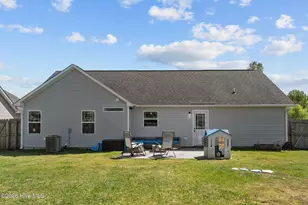 221 Breakwater Dr, Sneads Ferry, NC 28460 - Photo 31