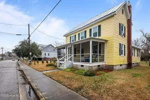 503 Hodges St, Oriental, NC 28571 - Photo 5