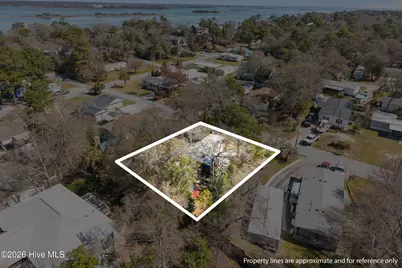 315 Miller Street, Emerald Isle, NC 28594 - Photo 5
