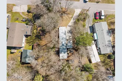 315 Miller Street, Emerald Isle, NC 28594 - Photo 9