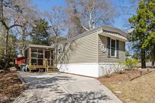 315 Miller St, Emerald Isle, NC 28594 - Photo 1