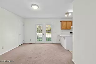 219 Edgewood Dr, Jacksonville, NC 28546 - Photo 3