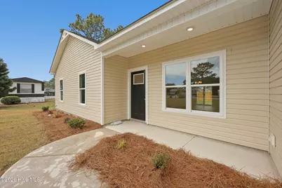113 N King Street, Hubert, NC 28539 - Photo 3
