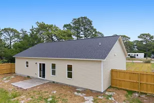 113 N King St, Hubert, NC 28539 - Photo 35