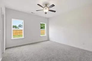 113 N King St, Hubert, NC 28539 - Photo 27