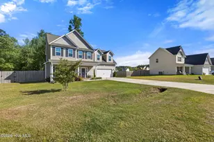 106 Gooseberry Ct, Maysville, NC 28555 - Photo 3
