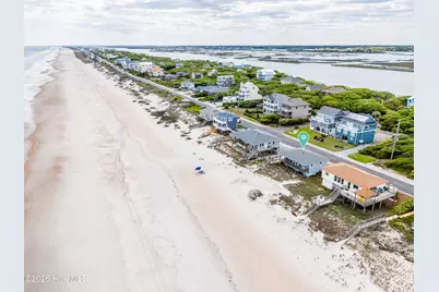2704 S Shore Drive, Surf City, NC 28445 - Photo 35