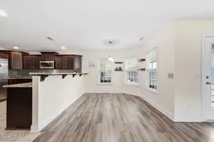 803 Canvas Ct, Swansboro, NC 28584 - Photo 15