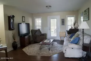 803 Canvas Ct, Swansboro, NC 28584 - Photo 5