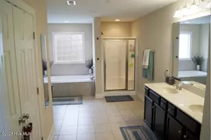 803 Canvas Ct, Swansboro, NC 28584 - Photo 25