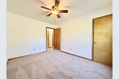 1215 Willow Springs Drive W, Richlands, NC 28574 - Photo 19