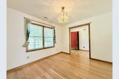 1215 Willow Springs Drive W, Richlands, NC 28574 - Photo 5