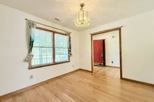 1215 Willow Springs Dr W, Richlands, NC 28574 - Photo 5