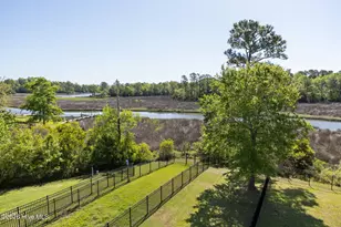 400 Garland Shores Dr, Hubert, NC 28539 - Photo 35