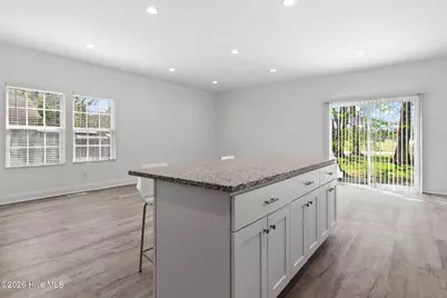 305 W Cypress Street, Elizabeth City, NC 27909 - Photo 13
