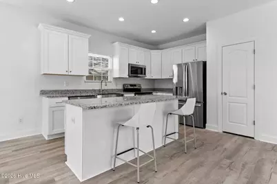 305 W Cypress Street, Elizabeth City, NC 27909 - Photo 11