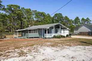 1021 Filmore St, Southport, NC 28461 - Photo 3